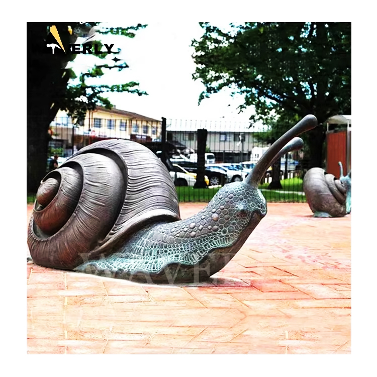 Custom Cast Outdoor Bronze Snail Sculpture MF24-1231-5
